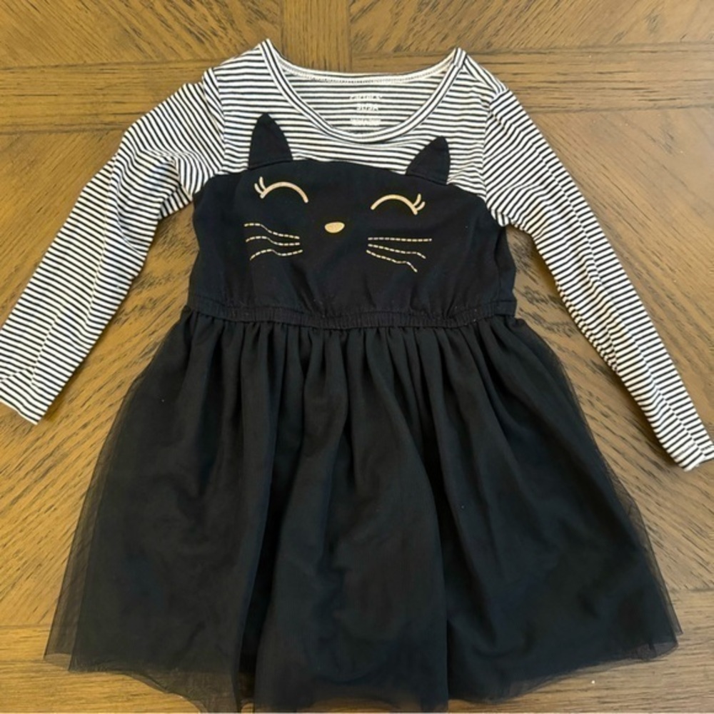 Carter’s girl’s black and white dress